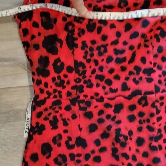 NWT Betsey Johnson  Red Leopard Printed Dress 2P - Picture 7 of 8